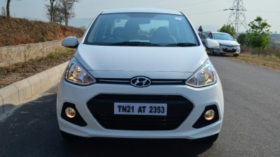 Hyundai Xcent Review front