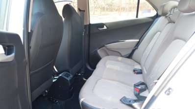 Hyundai Xcent Review rear legroom