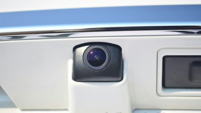 Hyundai Xcent Review reverse camera