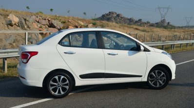 Hyundai Xcent Review side rear angle
