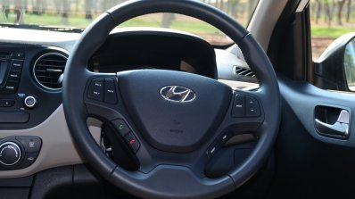 Hyundai Xcent Review steering