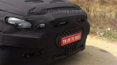 IAB spies 2015 Hyundai i20 headlight