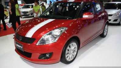 Suzuki Swift Limited GLX front three quarters right at 2014 Bangkok Motor Show