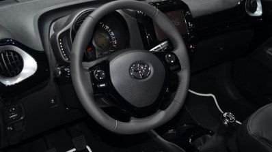 Toyota Aygo steering - Geneva Live