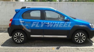 Toyota Etios Cross dealer spied side