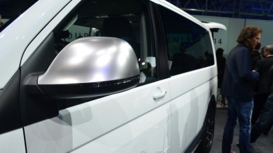 VW Multivan Alltrack windows