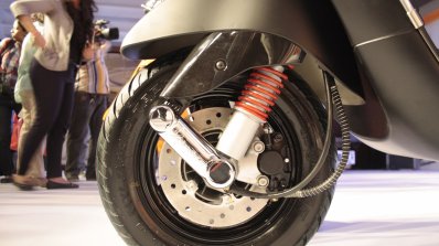 Vespa S front suspension