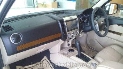 2014 Ford Endeavour dashboard passenger side - Live image