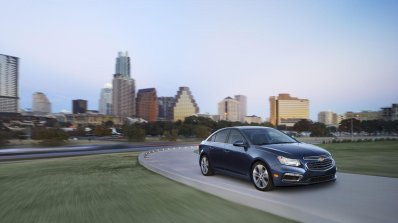 2015 Chevrolet Cruze facelift press shot