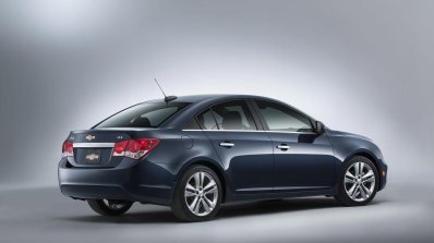 2015 Chevrolet Cruze facelift rear three quarters press shot