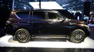 2015 Infiniti QX80 at 2014 NY Auto Show side