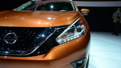2015 Nissan Murano headlamp at 2014 New York Auto Show