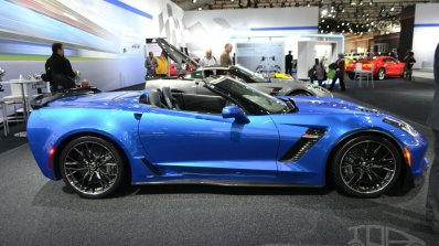 Chevrolet Corvette Z06 Convertible at 2014 New York Auto Show - side