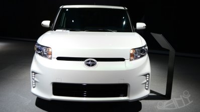 Scion xB Release Series 10.0 at 2014 NY Auto Show front