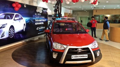 Toyota Etios Cross spied Indian dealership front