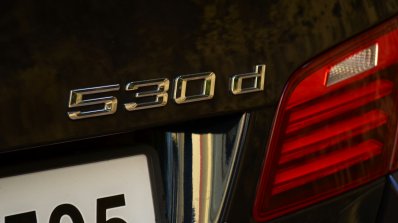 2014 BMW 530d M Sport Review badge bootlid