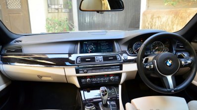 2014 BMW 530d M Sport Review interiors