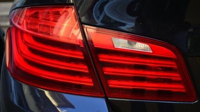 2014 BMW 530d M Sport Review taillight left
