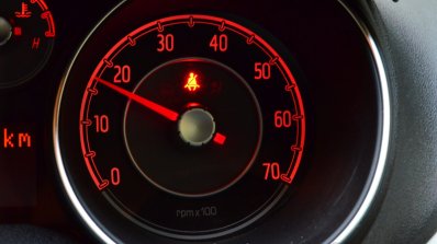 2014 Fiat Linea diesel Review tachometer