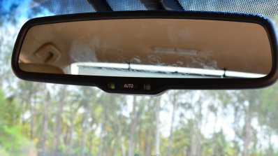 2014 Toyota Corolla Altis Diesel Review mirror