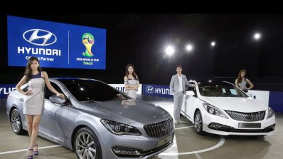 Hyundai AG and 2014 Hyundai Grandeur at Busan Motor Show 2014