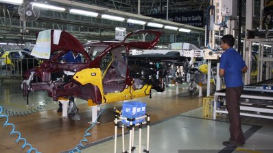 Hyundai India Chennai factory dashboard fitment