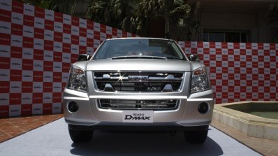 Isuzu D-max Spacecab launch front view