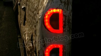 Mahindra Scorpio facelift LED taillamp spyshot May 2014