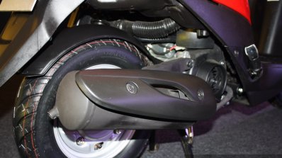 Suzuki Let's - exhaust