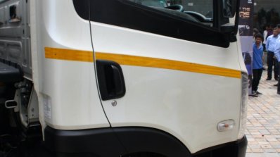 Tata Ultra 812 cabin side