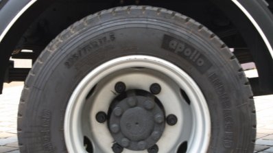 Tata Ultra 812 rear wheel