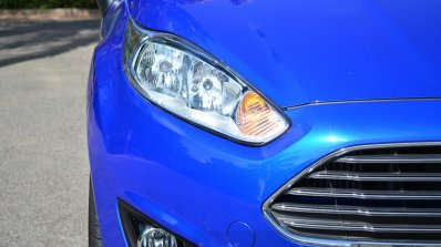 2014 Ford Fiesta Facelift Review headlight image