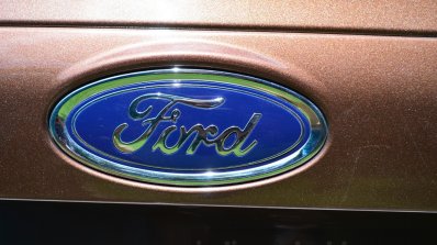 2014 Ford Fiesta Facelift Review logo image