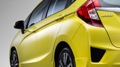 2014 Honda Jazz Philippines press shot rear end