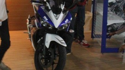 Front of Yamaha R25 special edition