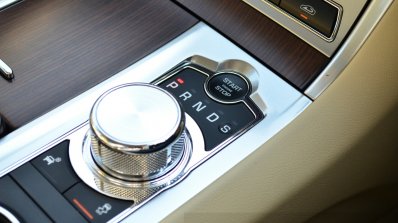 Jaguar XF 2.0L Petrol Review gear selector