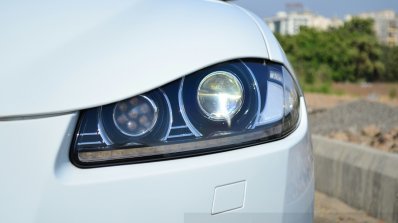 Jaguar XF 2.0L Petrol Review headlamp