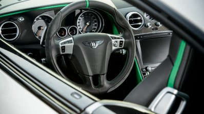 Steering wheel of the Bentley Continental GT3-R