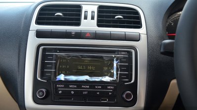 2014 VW Polo facelift first drive music system