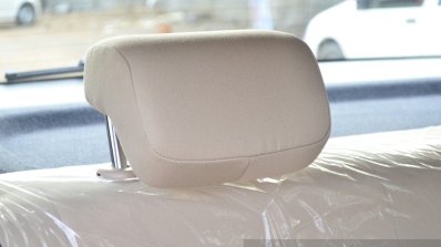 2014 VW Polo facelift first drive rear headrest