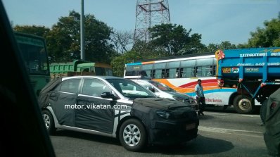 2015 Hyundai i20 spied front three quarters