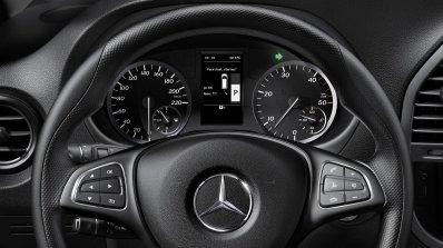 2015 Mercedes Vito instrument console
