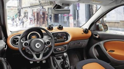 2015 Smart ForFour dashboard