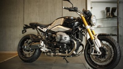 BMW R nineT side