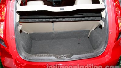 Chevrolet Sail U-VA Manchester United Edition boot