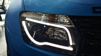 Renault duster deals custom headlights