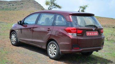 Honda Mobilio Diesel Review rear quarters