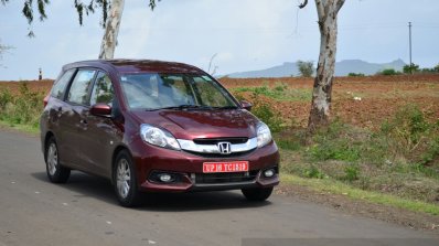 Honda Mobilio Diesel Review tracking