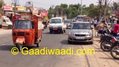 Maruti Y9T LCV spied frontMaruti Y9T LCV spied front