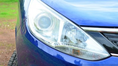 Tata Zest Diesel F-Tronic AMT Review headlamp